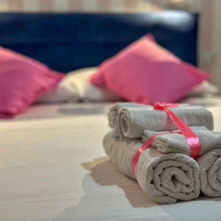 Santo Apartment In Trastevere Rome Buitenkant foto